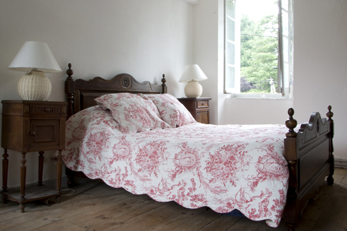 Bedroom 2 - space for additional single bed if needed